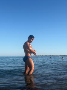 674045903: Chico busca chica en Madrid