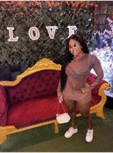 743040395: Chica busca chico en Valencia