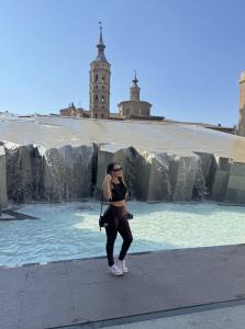 641099165: Chica busca chico en Madrid