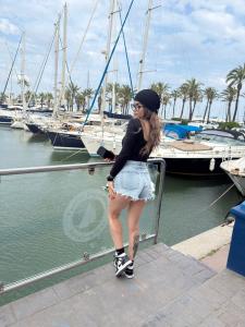 613469051: Chica busca chico en Murcia
