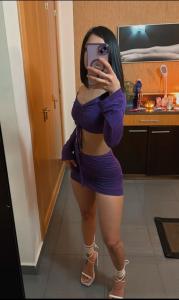 643802684: Chica busca chico en Málaga