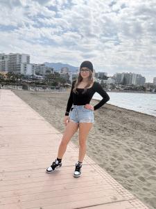 613469051: Chica busca chico en Murcia