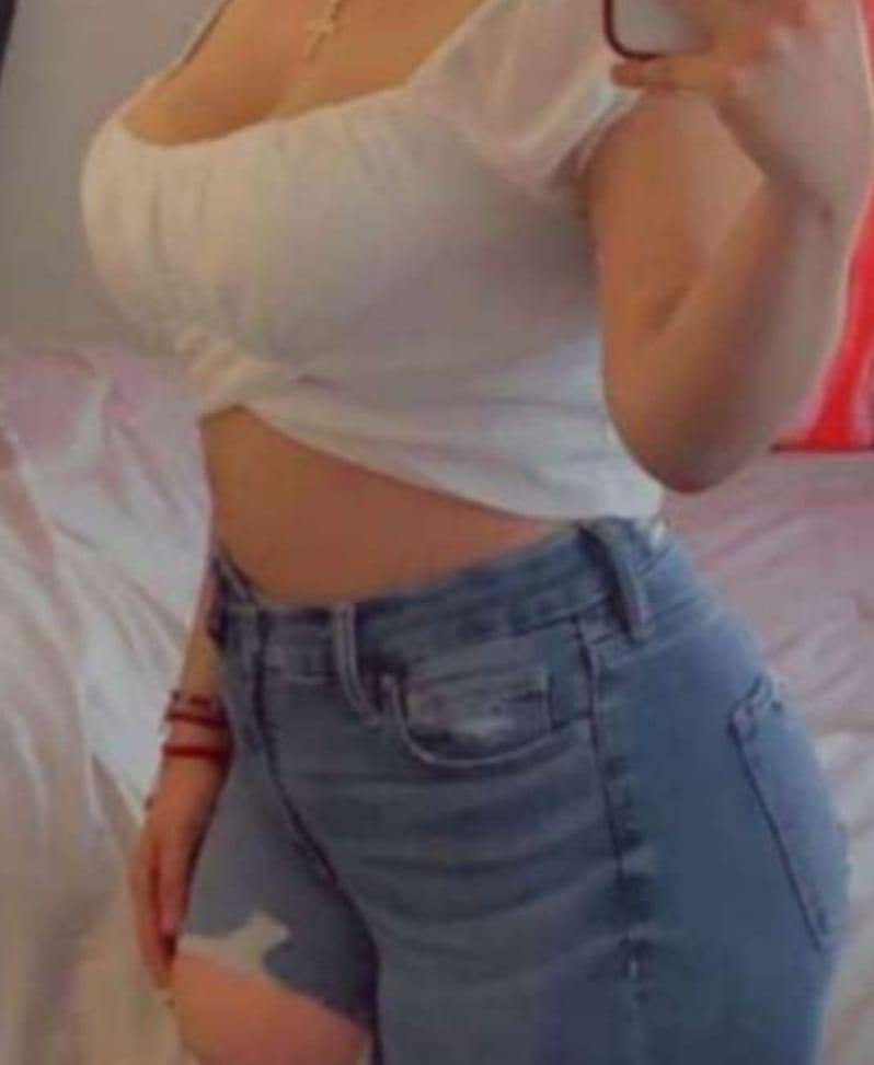 654861325: Chica busca chico en Málaga
