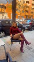 664838042: Chica busca chico en Valencia