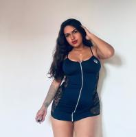 647992899: Chica busca chico en Gerona