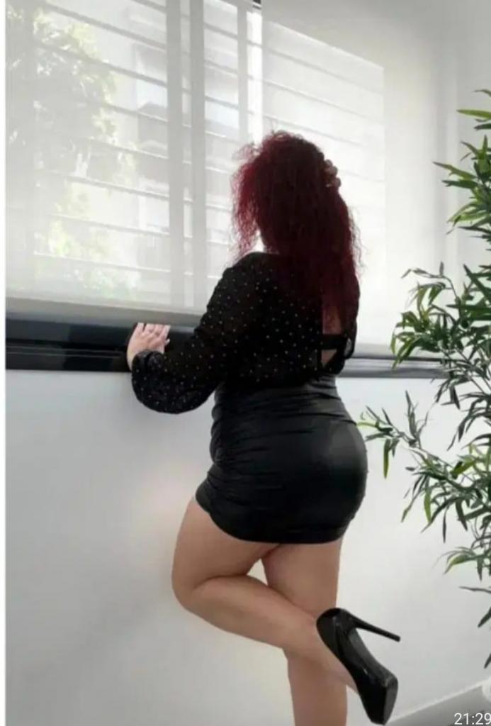 Chica busca chico en Jaén: 