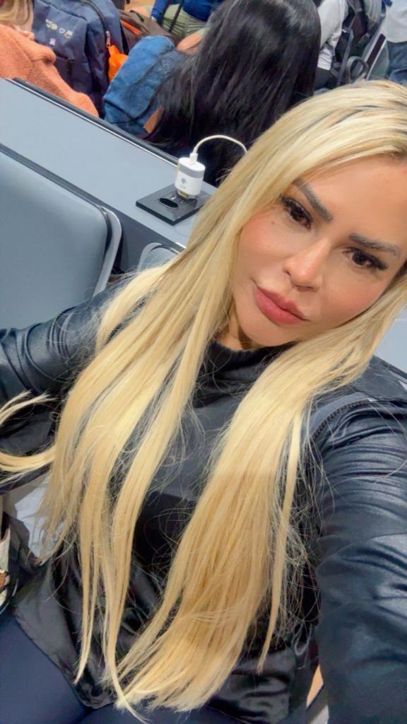 677832202: Chica busca chico en Sevilla