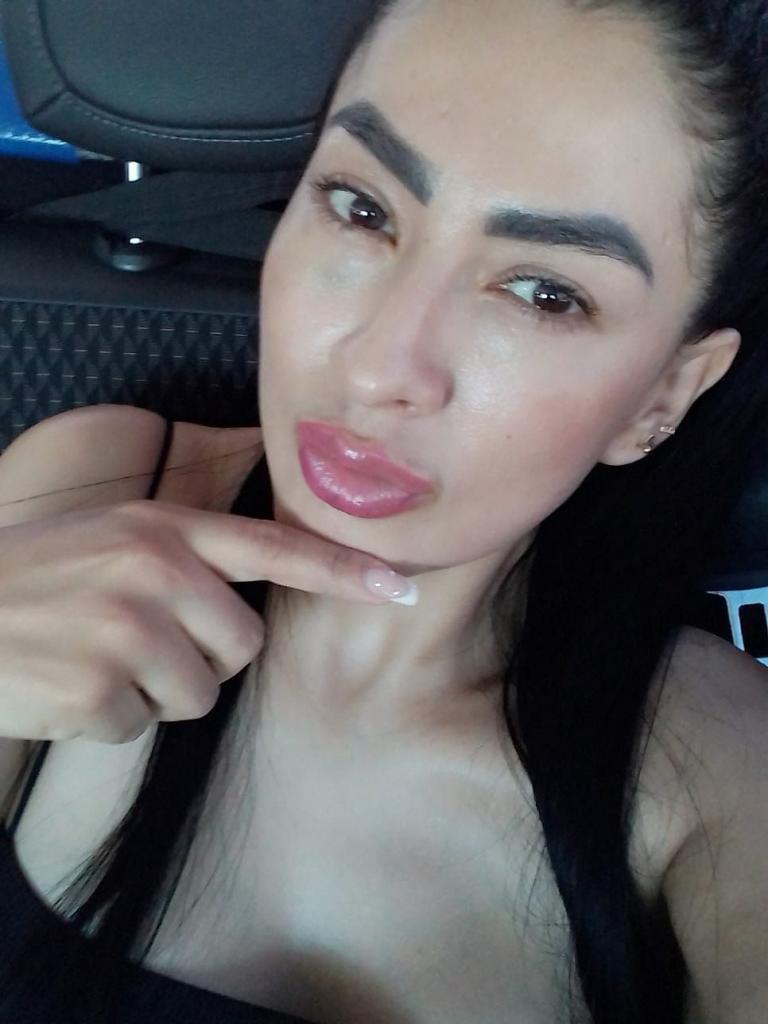 604336208: Chica busca chico en Madrid