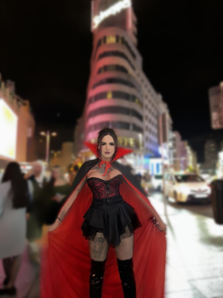Transexual en Alicante: Transexuales y Travestis