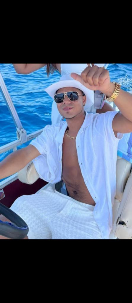 Chico busca chica en Mallorca: 