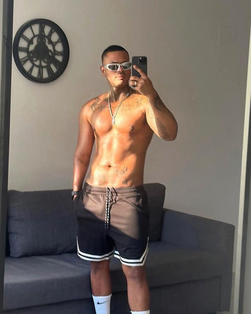 Chico busca chica en Barcelona: 