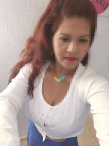 631288404: Chica busca chico en Málaga