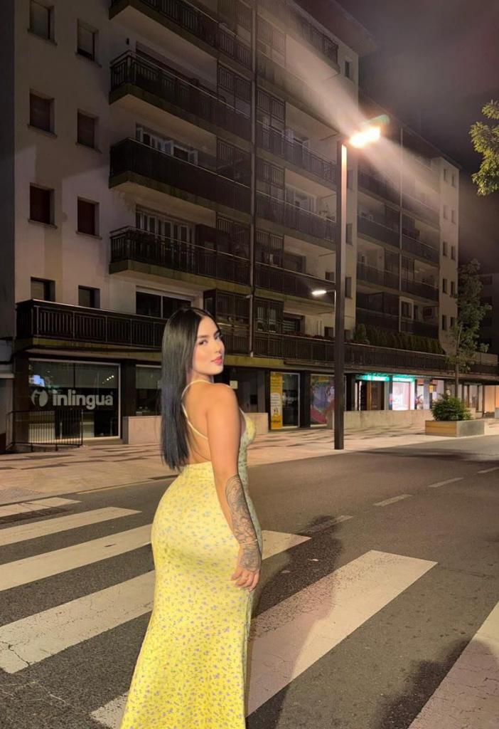 671465920: Chica busca chico en Zaragoza