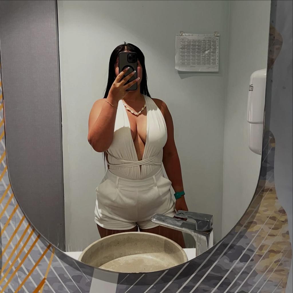 627023223: Chica busca chico en Mallorca
