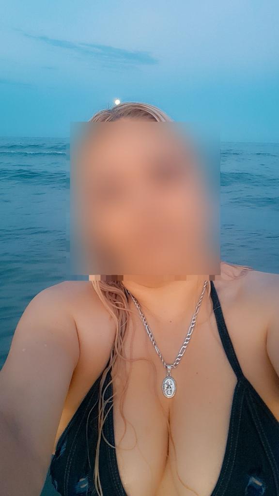 Chica busca chico en Almería: 