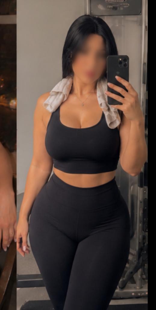 672892217: Chica busca chico en Málaga