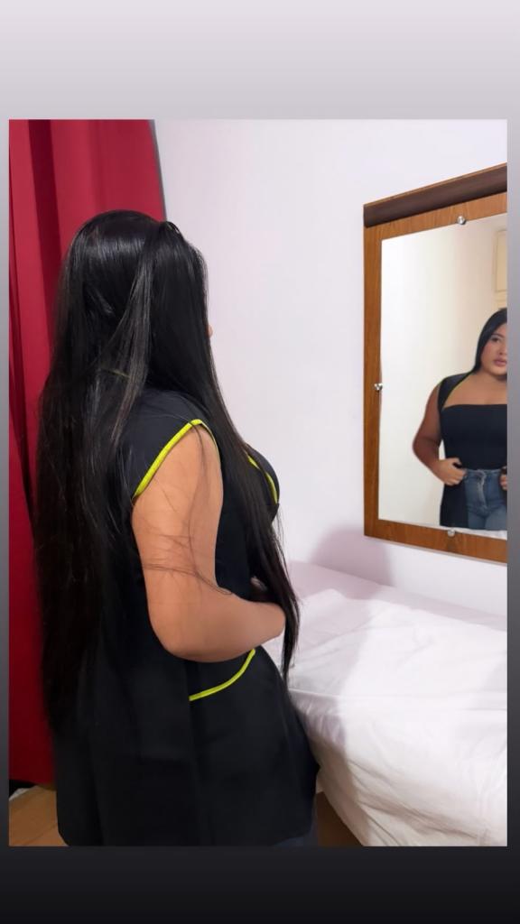 605282260: Chica busca chico en Gerona