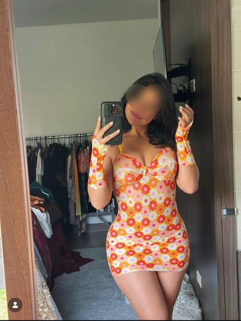 Chica busca chico en Sevilla: 