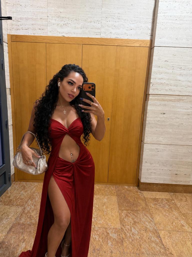 631362320: Transexual en Valencia