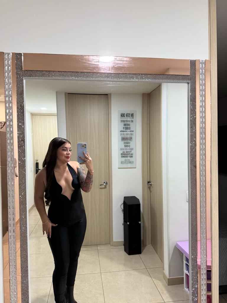 627267529: Chica busca chico en Madrid