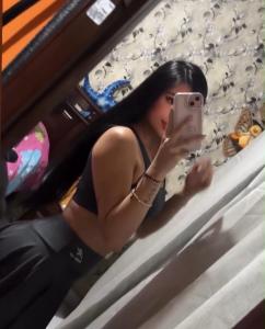 613397499: Chica busca chico en La Coruña