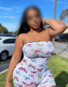 631696788: Chica busca chico en Barcelona