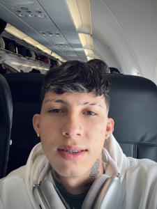 677404449: Chico busca chica en Asturias