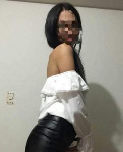 697224319: Chica busca chico en Valencia