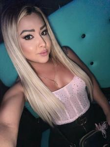 613127277: Transexual en Las Palmas