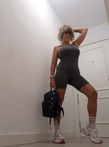 682687155: Chica busca chico en Valencia