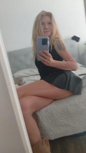 643946477: Chica busca chico en Málaga