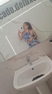 666376395: Chica busca chico en Barcelona