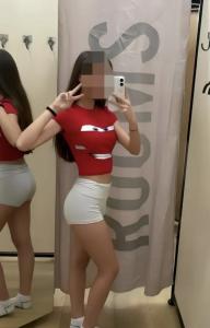 617944383: Chica busca chico en Murcia
