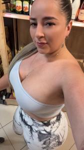 613577295: Chica busca chico en Mallorca