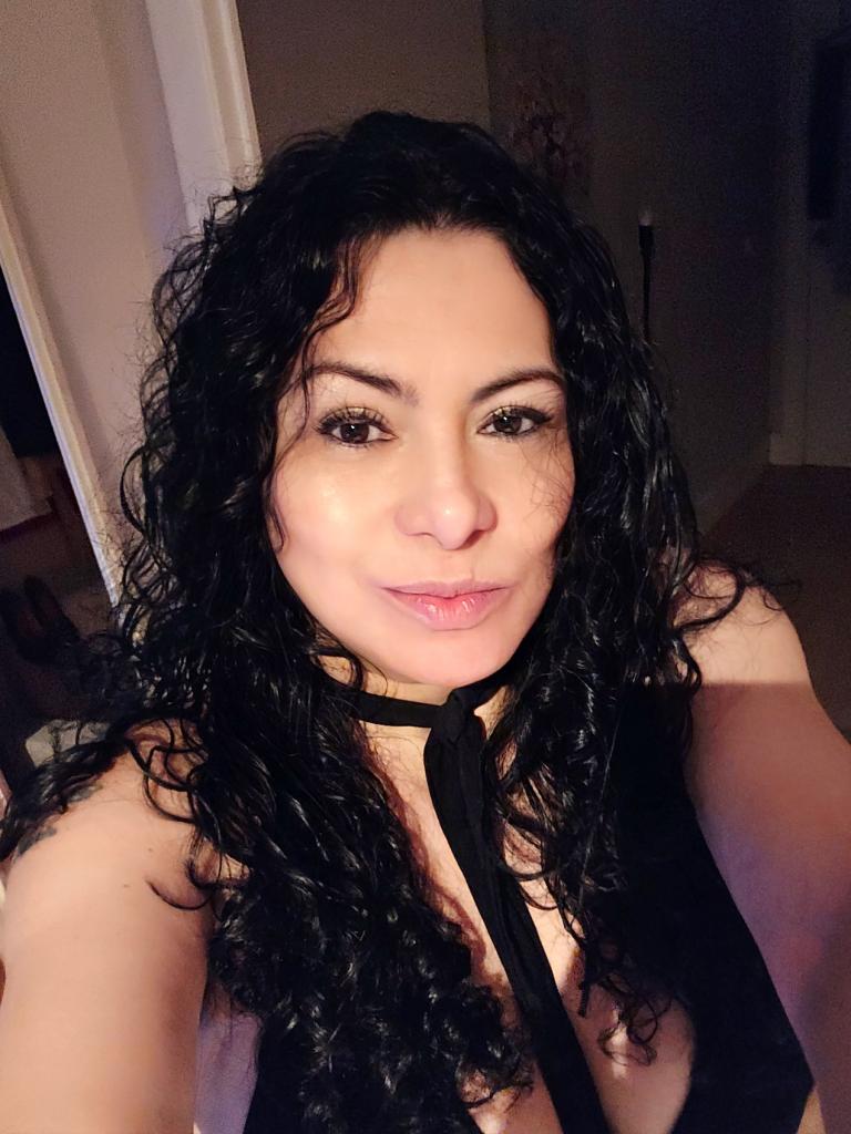 641306608: Chica busca chico en Albacete
