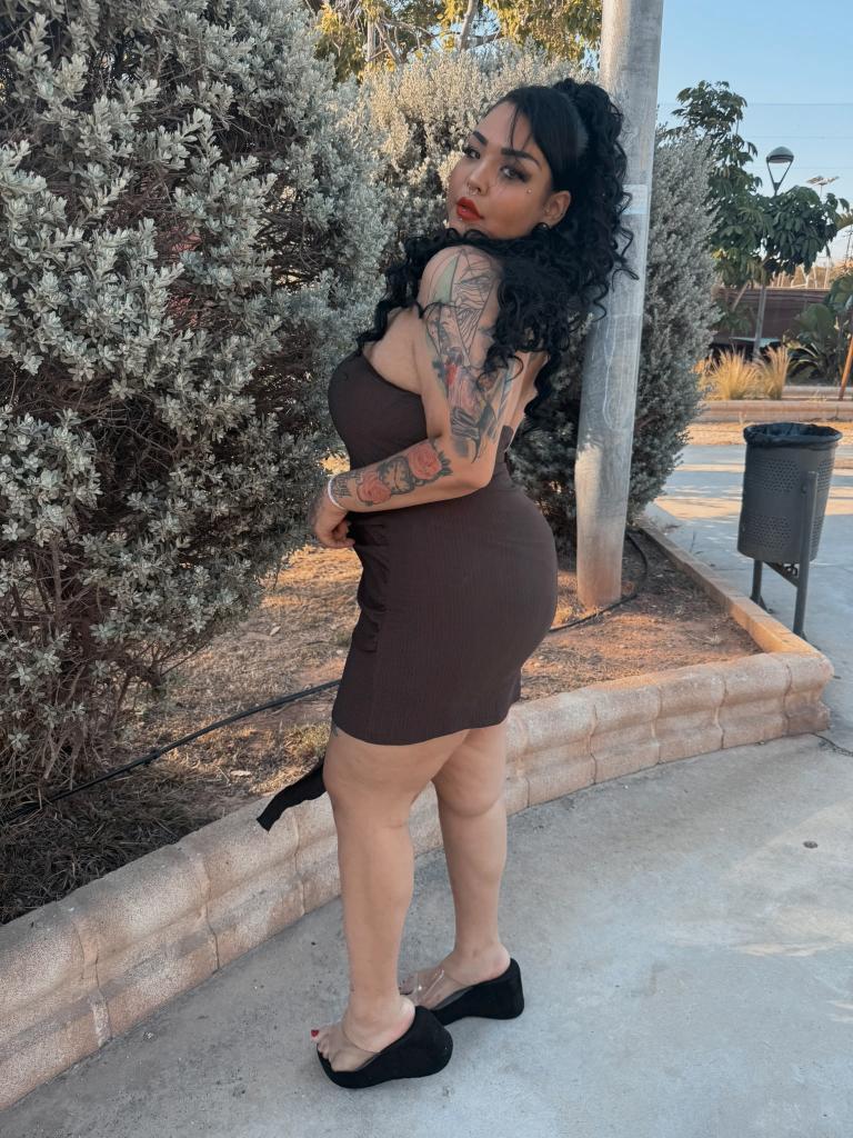 Chica busca chico en Almería: 