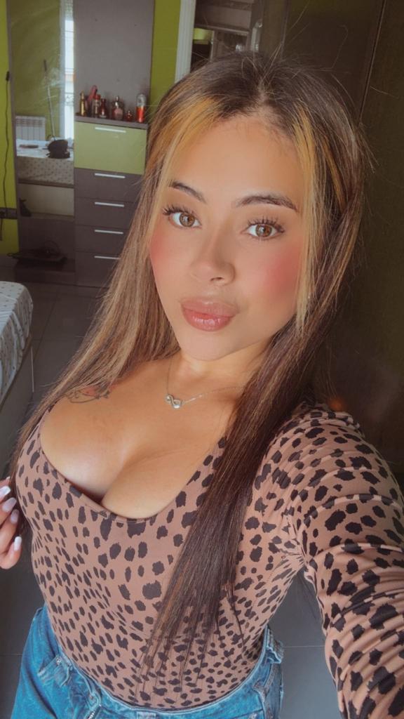 642811794: Chica busca chico en Málaga
