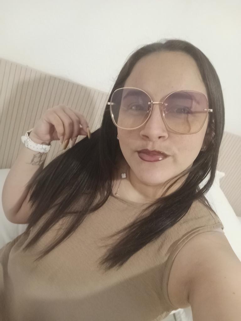 658359621: Chica busca chico en Badajoz