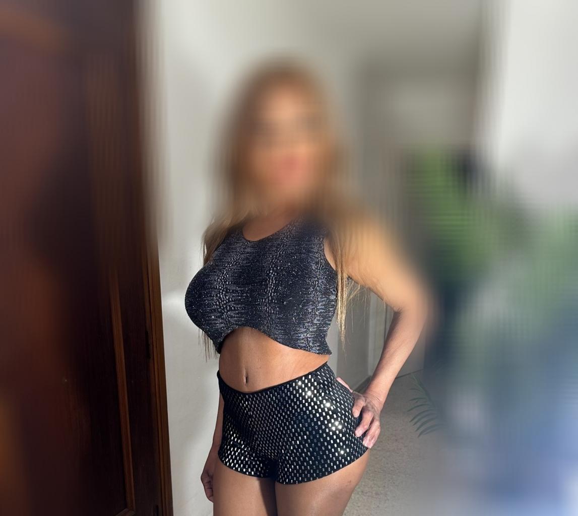 Chica busca chico en Granada: 