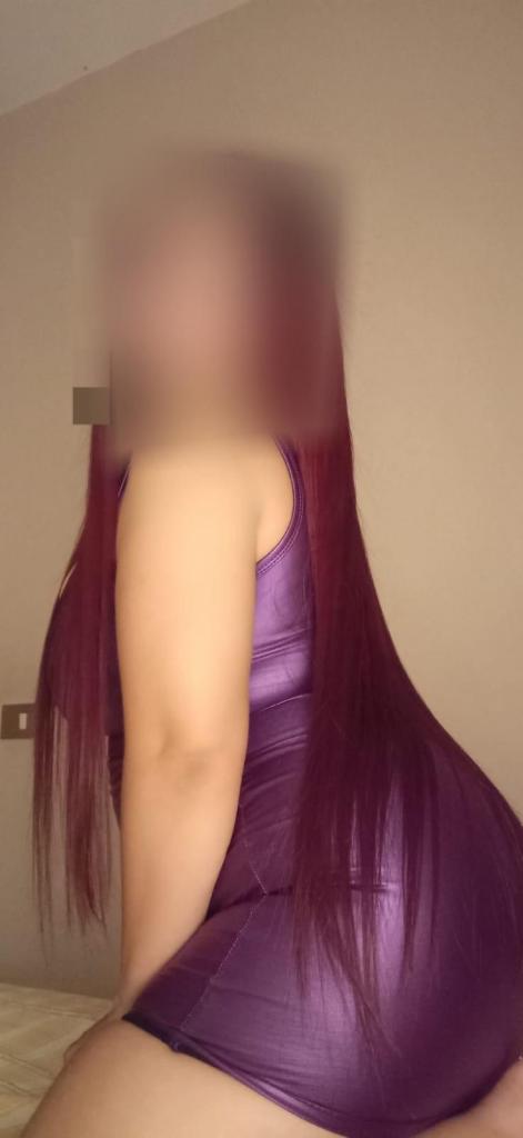 Chica busca chico en Almería: 