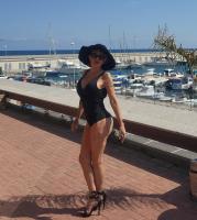631820739: Chica busca chico en Alicante