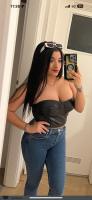 672508461: Chica busca chico en Barcelona