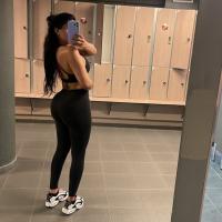 697652468: Chica busca chico en Málaga