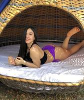 664448817: Chica busca chico en Valencia