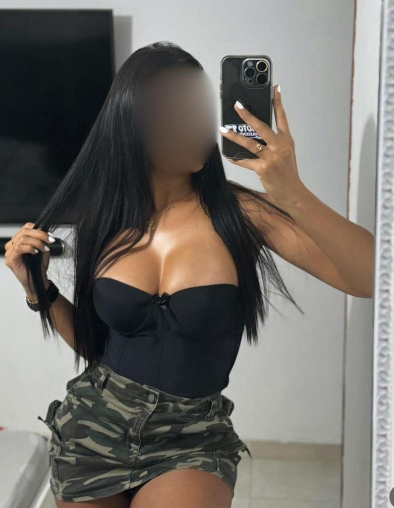 Chica busca chico en Cádiz: 