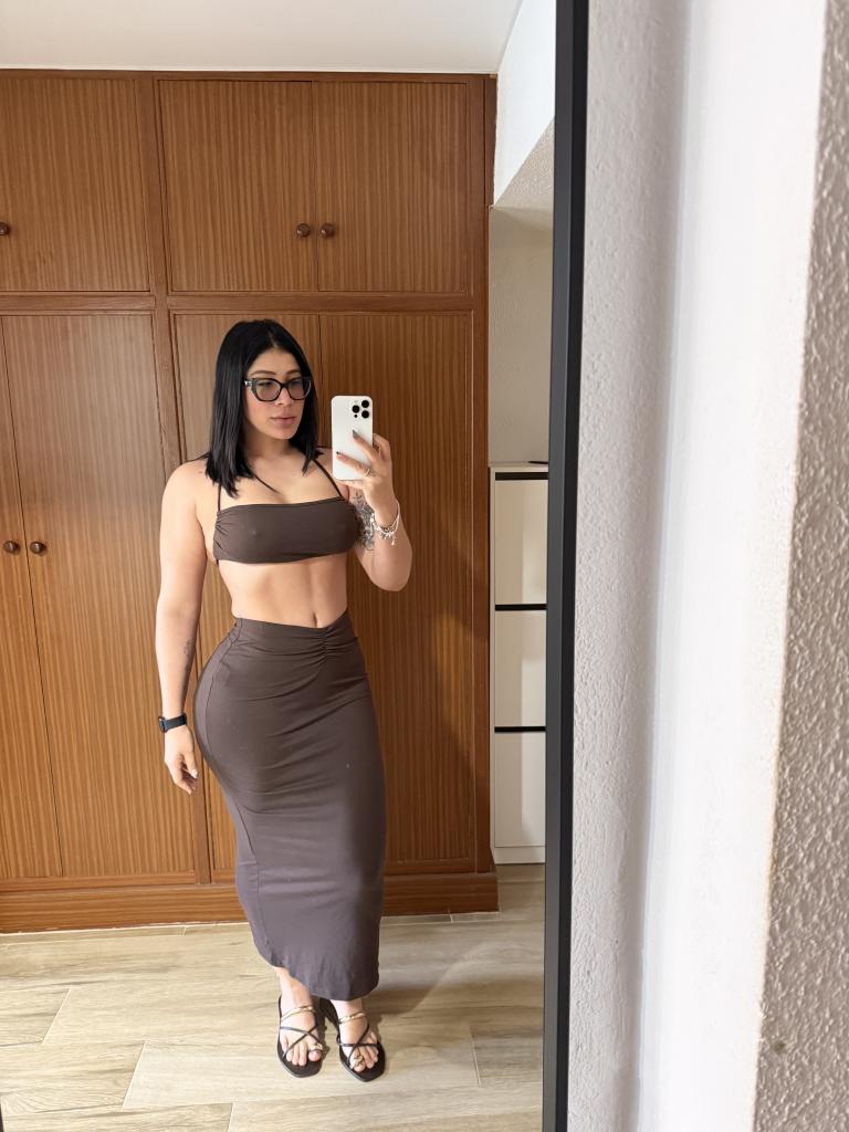 Chica busca chico en Almería: 