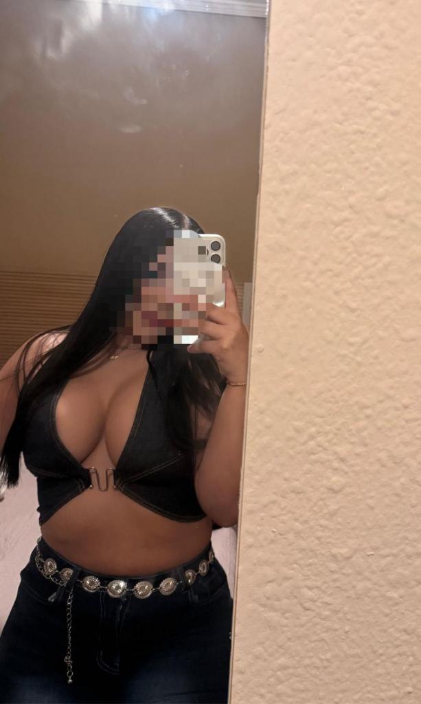 Chica busca chico en Ibiza: 