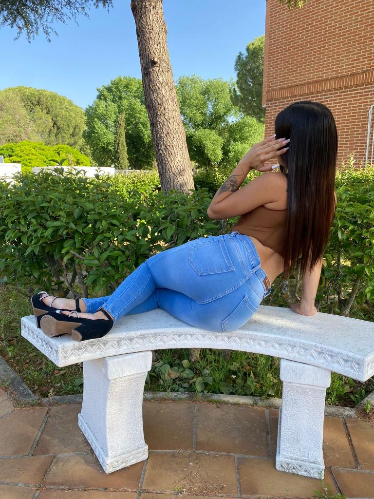 641979082: Chica busca chico en Murcia