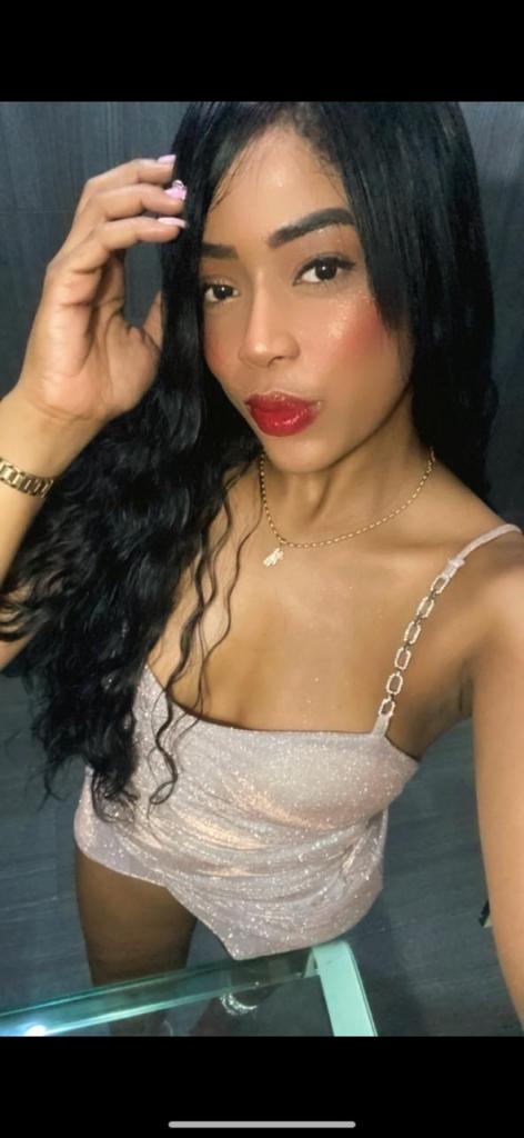 647163074: Chica busca chico en Málaga