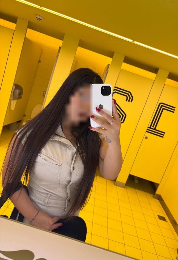 690130359: Chica busca chico en Madrid